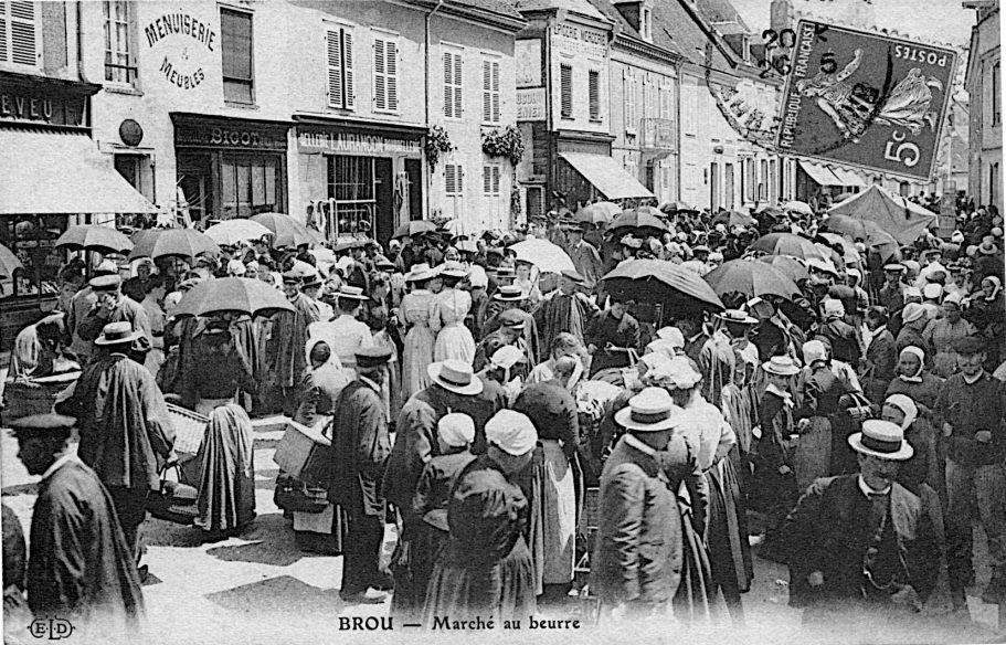 Marché au beurre du début du 20eme siècle. Brou Eure et Loir
