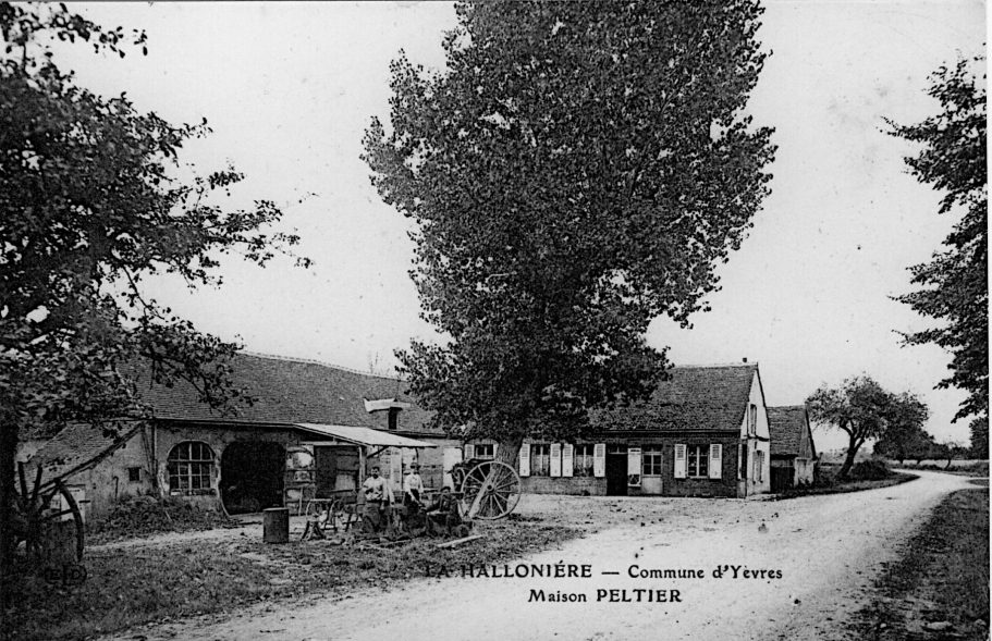 Yèvres - La Hallonnière - Epicerie Peltier Yèvres - La Hallonnière - Epicerie Peltier