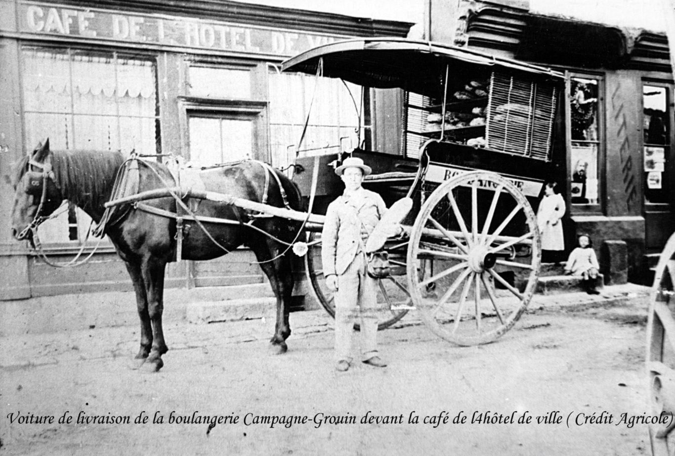 Voiture de livraison de la boulangerie Campagne Grouin